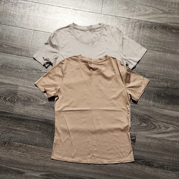 🦇 2 Pack Silk Cotton Neutral T-Shirts🦇 - Picture 1 of 6